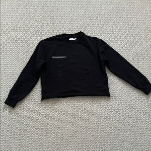 Black Long Sleeve Sweatshirt